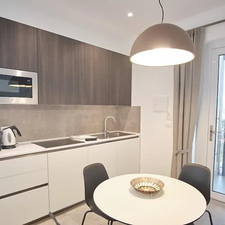 Casa Maluna 斯培西亚